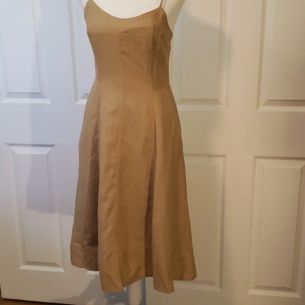 New Banana Republic Mind Dress Sz 4 Tan color - Picture 1 of 12